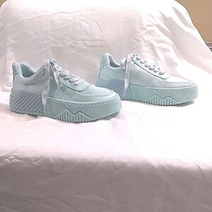 Steve Madden Women Sonic Lace Up Sneaker Teal Satin Size 6.5